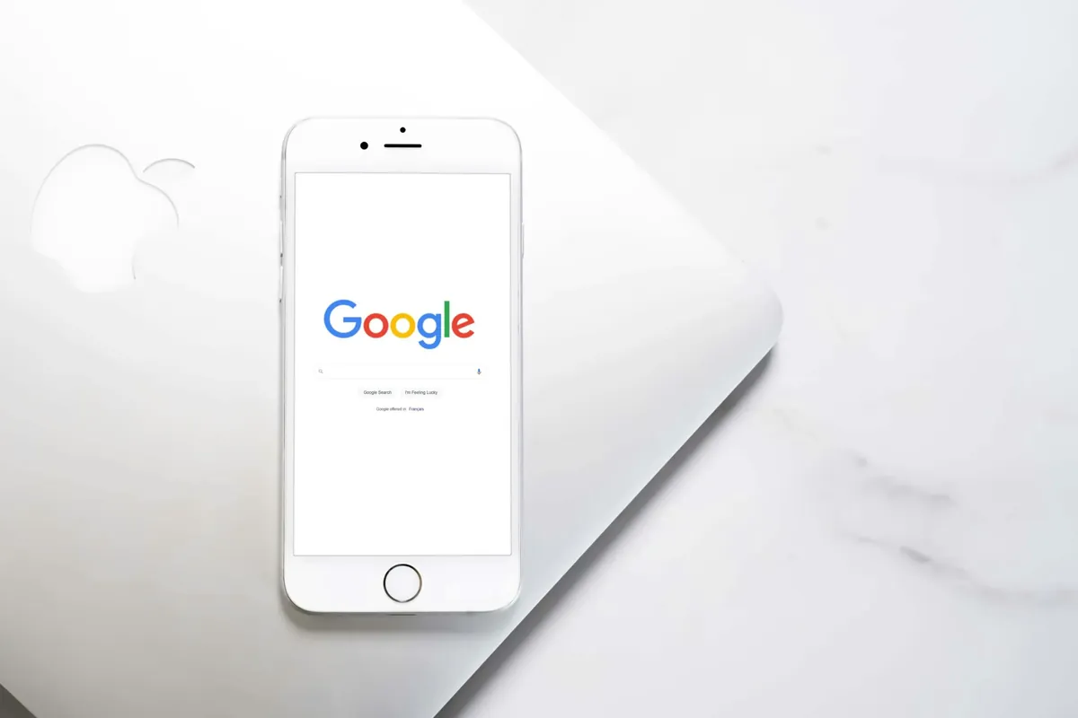 Tácticas avanzadas de segmentación en Meta y Google Ads